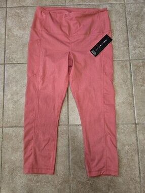 Yogalicious Starburst Capri Leggings Yoga NWT Size L